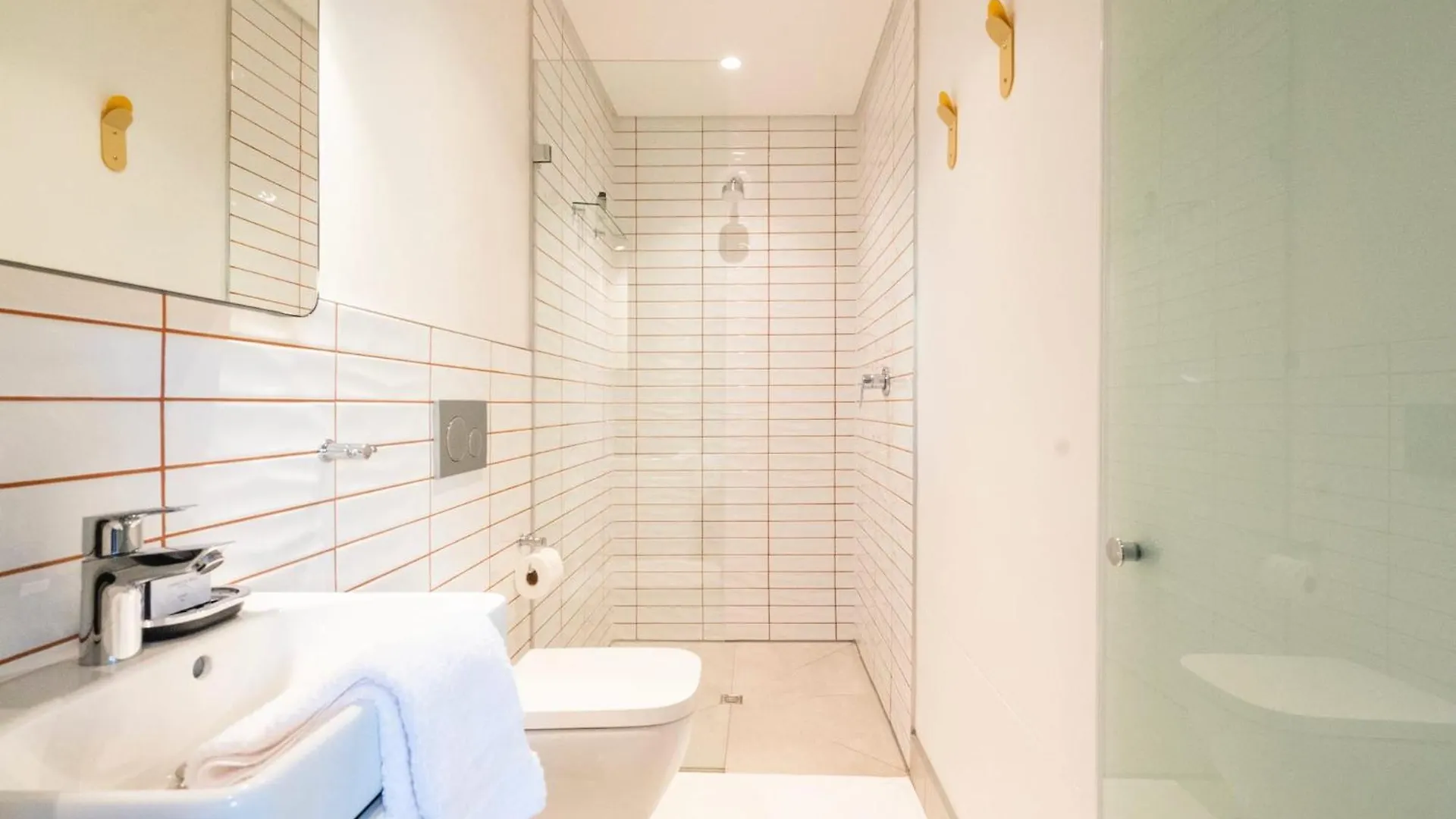Apartment Chic Studio Retreat At The Barracks On Bree Street Cape Town