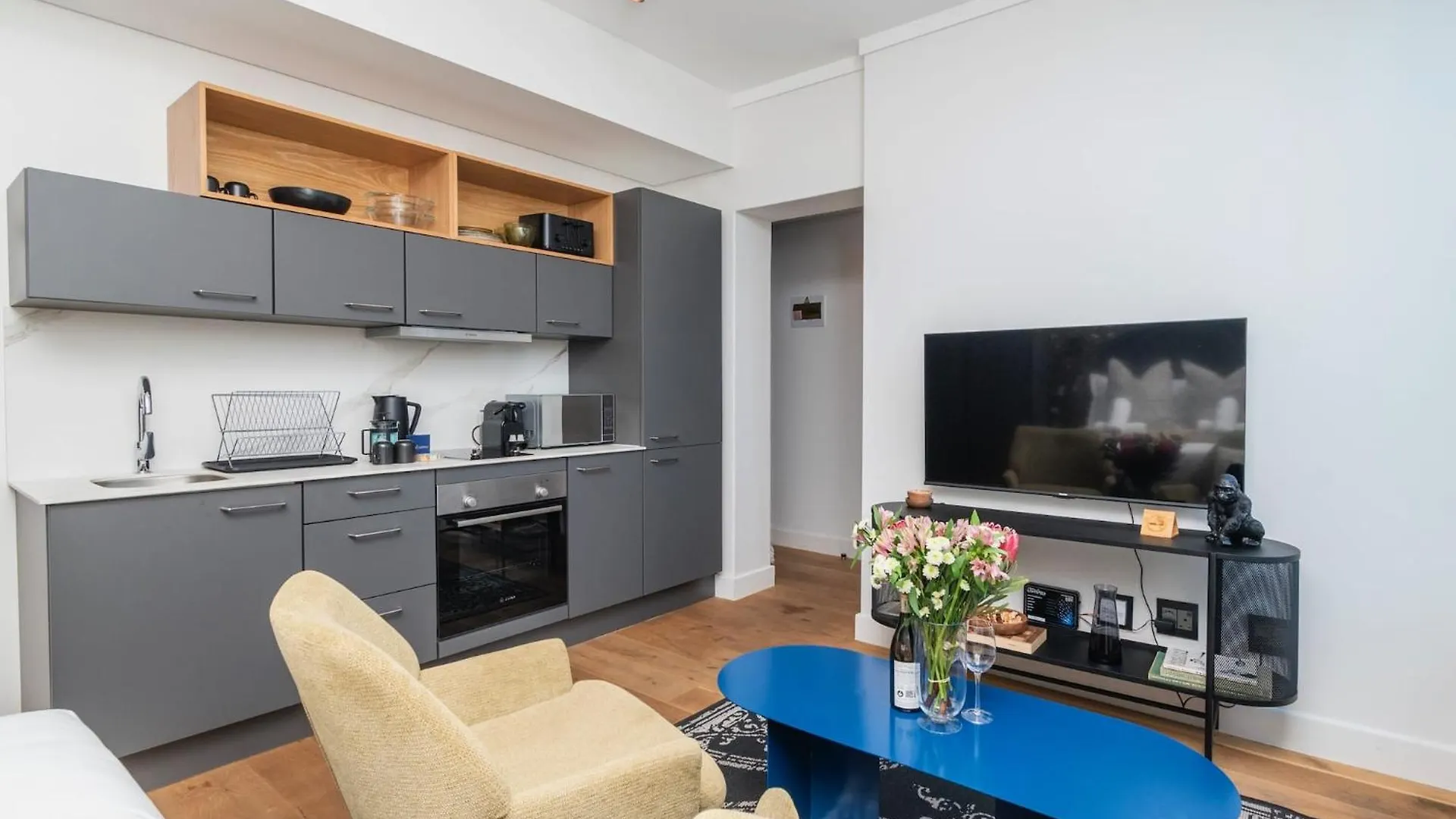 Chic Studio Retreat At The Barracks On Bree Street Cape Town